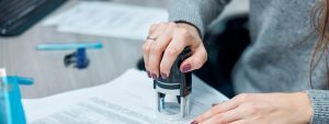 Qué documentación necesitas para renovar la residencia en España